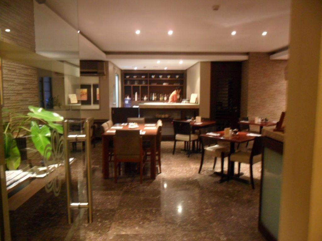 Amorsolo Mansion Hotel 马尼拉 外观 照片