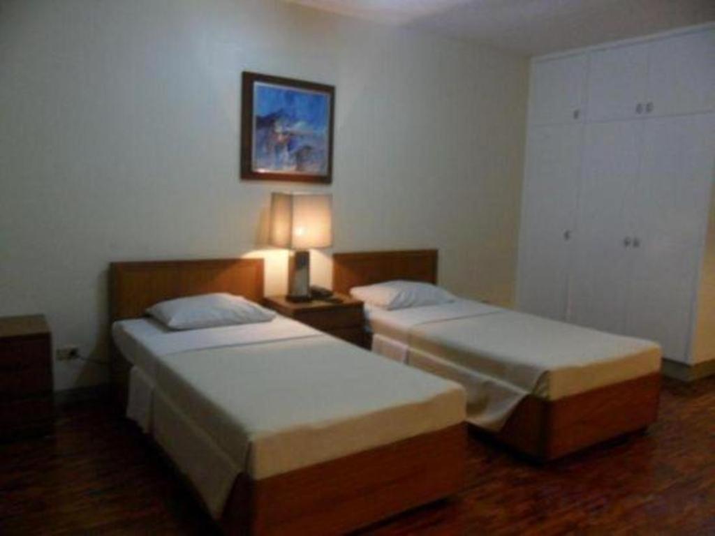 Amorsolo Mansion Hotel 马尼拉 外观 照片